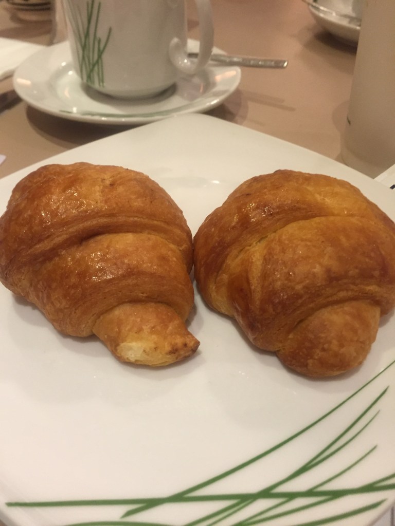 Traveling Through Israel breakfast